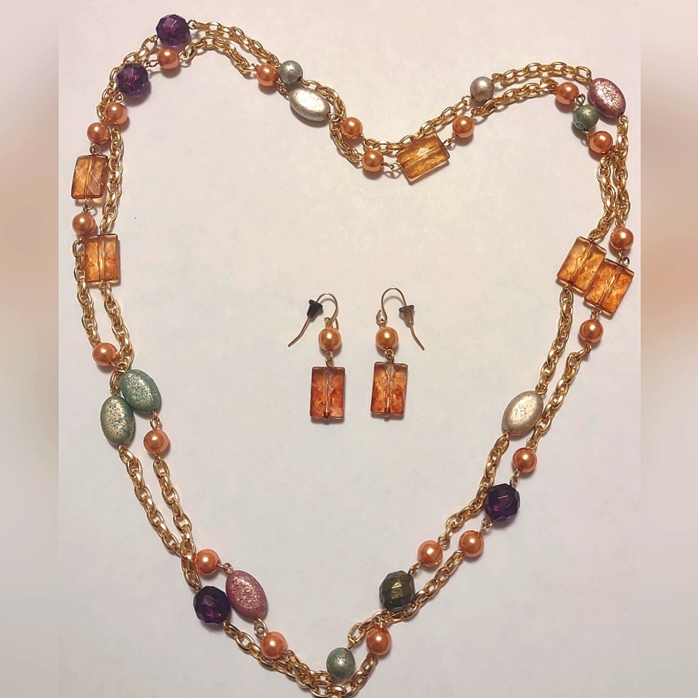 Premier Designs Bistro Set                    Long Versital Necklace & Earrings